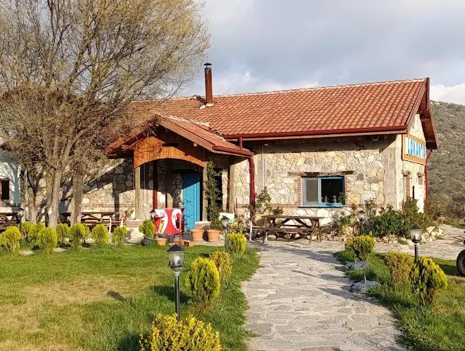 Taş restoranımızın iç mekânı