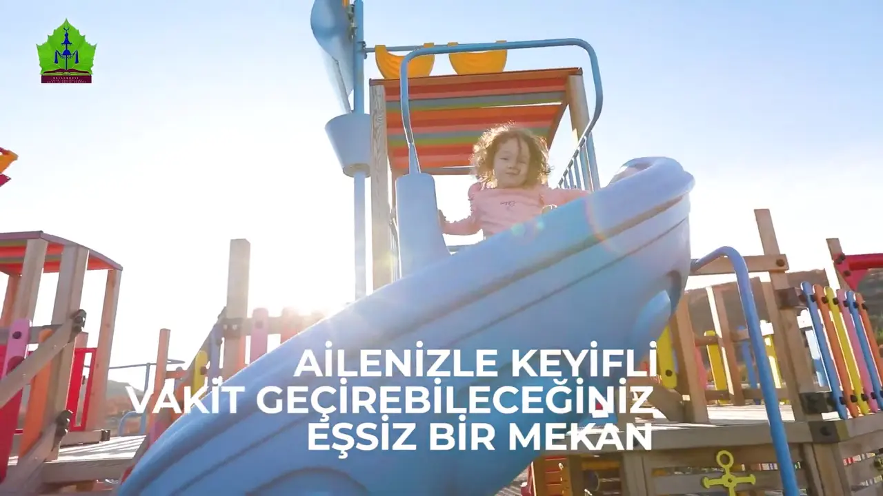 Tanıtım filmimizden bahçe ve taş restoran manzarası